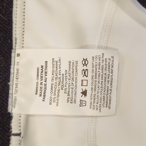 Nike Pro Dri-fit shorts XL (womens) - Picture 4 of 5